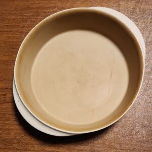 Pampered Chef Round Baker